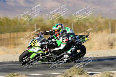 media/Dec-07-2024-CVMA (Sat) [[21c5f1ef85]]/Race 11-Amateur Supersport Open/